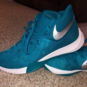 Men’s Nike Hyperquickness 3 Basketball Shoes